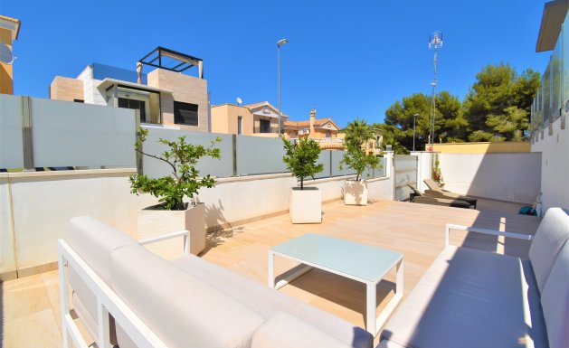 Reventa - Detached House / Villa - Orihuela Costa - Villamartin