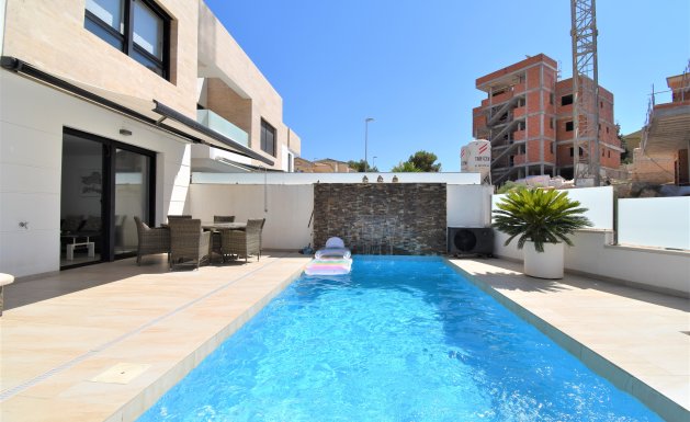 Reventa - Detached House / Villa - Orihuela Costa - Villamartin