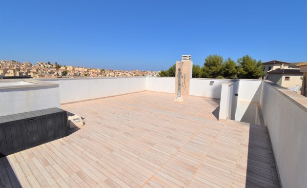 Reventa - Detached House / Villa - Orihuela Costa - Villamartin
