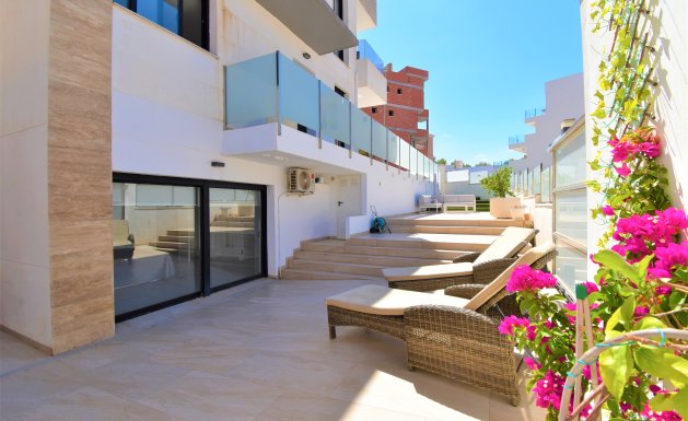 Reventa - Detached House / Villa - Orihuela Costa - Villamartin