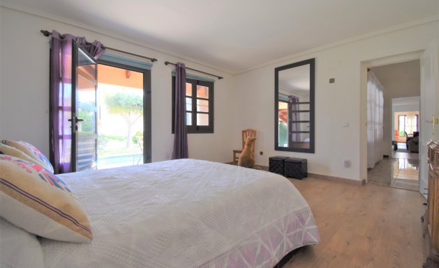 Reventa - Detached House / Villa - Orihuela Costa - Villamartin