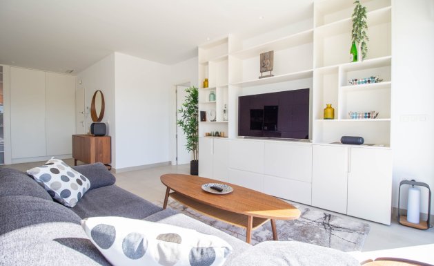 Reventa - Apartment - Las Colinas Golf Resort