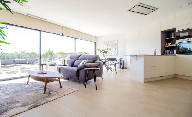 Reventa - Apartment - Las Colinas Golf Resort