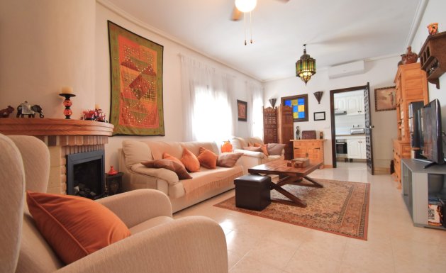 Reventa - Detached House / Villa - Orihuela Costa - Villamartin