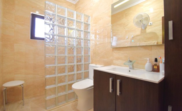 Reventa - Detached House / Villa - Orihuela Costa - Villamartin