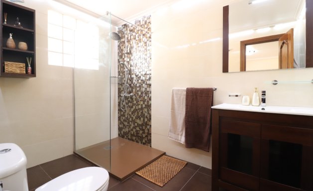 Reventa - Detached House / Villa - La Marina - La Escuera