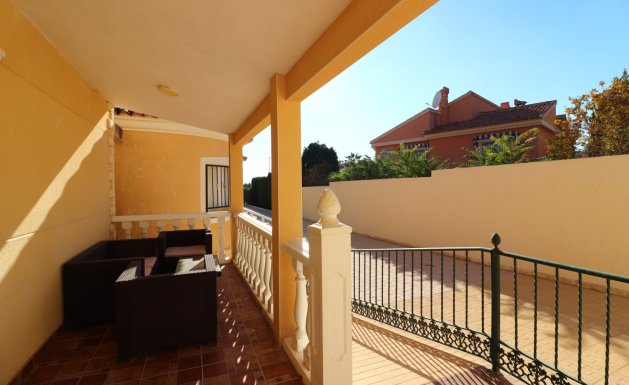 Reventa - Detached House / Villa - La Marina - La Escuera