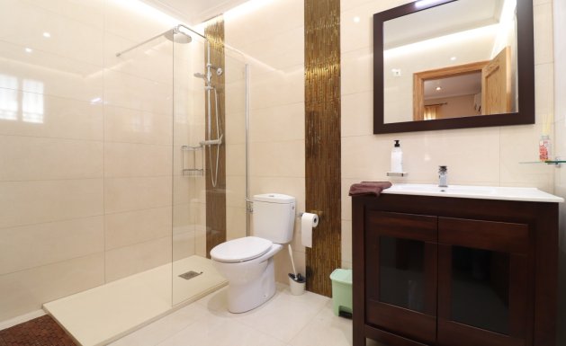 Reventa - Detached House / Villa - La Marina - La Escuera