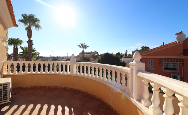 Reventa - Detached House / Villa - La Marina - La Escuera