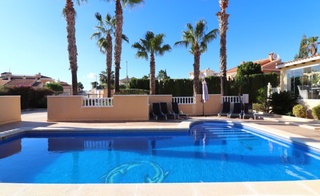 Reventa - Detached House / Villa - La Marina - La Escuera