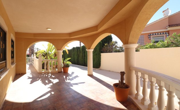 Reventa - Detached House / Villa - La Marina - La Escuera