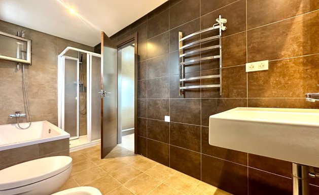 Reventa - Detached House / Villa - Cox - Cox - Country