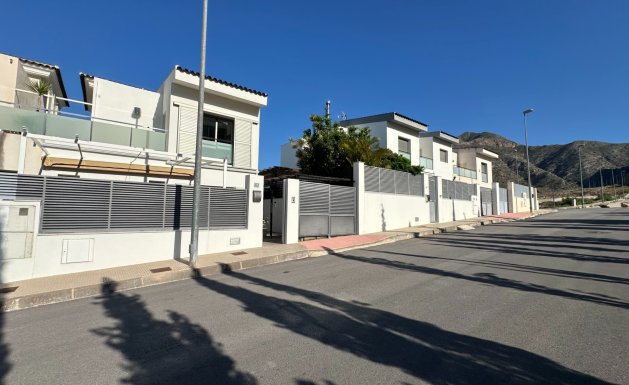 Reventa - Detached House / Villa - Cox - Cox - Country