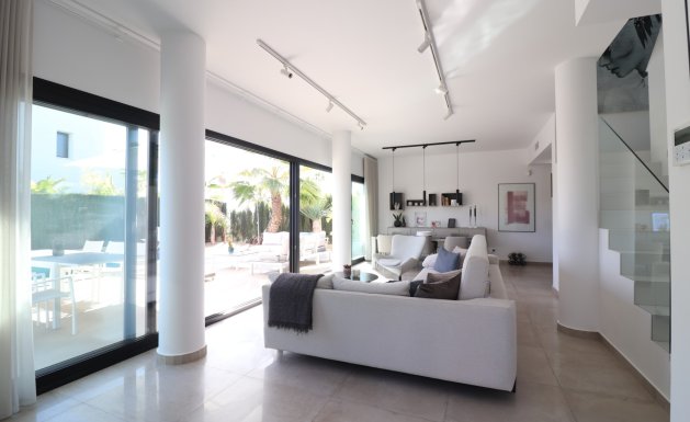 Reventa - Detached House / Villa - Ciudad Quesada - Ciudad Quesada - Town