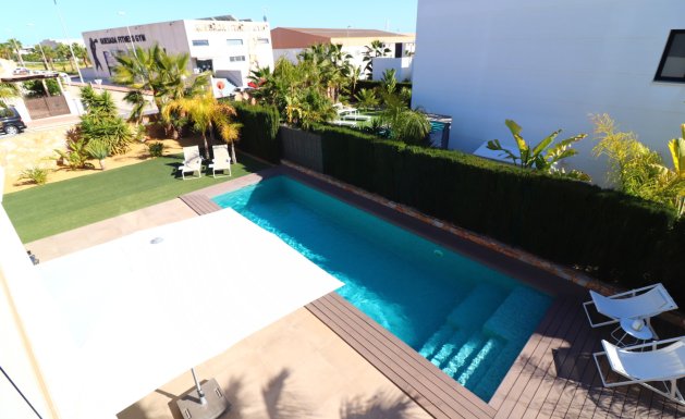 Reventa - Detached House / Villa - Ciudad Quesada - Ciudad Quesada - Town