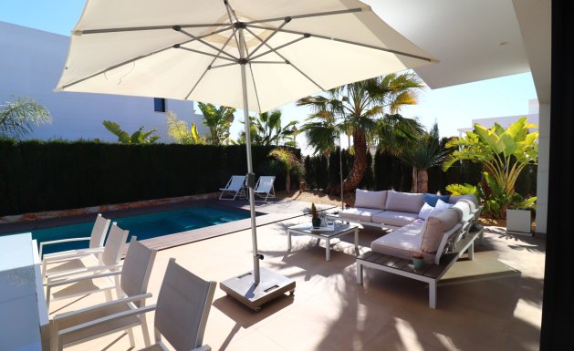 Reventa - Detached House / Villa - Ciudad Quesada - Ciudad Quesada - Town