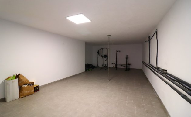Reventa - Detached House / Villa - La Marina - La Marina - Urbanization