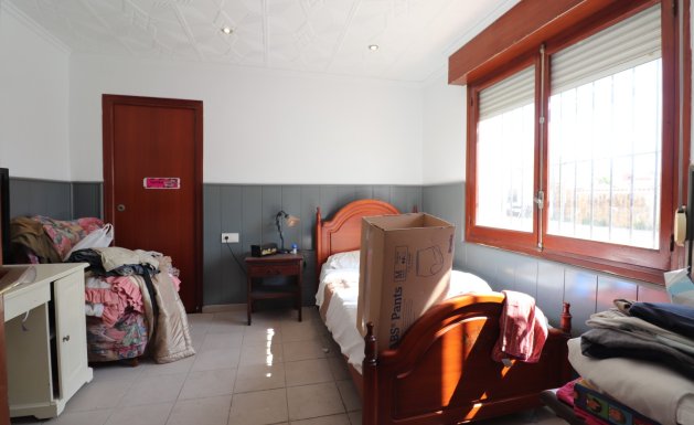 Reventa - Detached House / Villa - Heredades - Heredades - Village