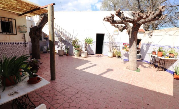 Reventa - Detached House / Villa - Heredades - Heredades - Village