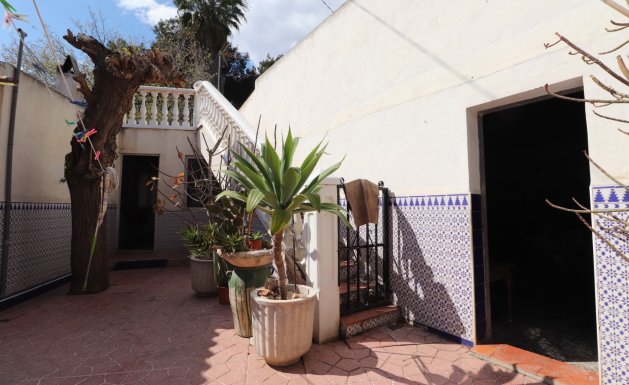 Reventa - Detached House / Villa - Heredades - Heredades - Village