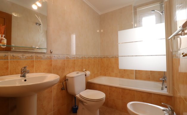 Reventa - Detached House / Villa - Ciudad Quesada - Ciudad Quesada - Town