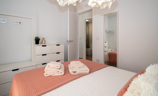 Reventa - Detached House / Villa - Orihuela Costa - Villamartin