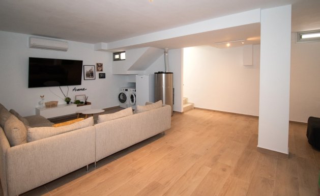 Reventa - Detached House / Villa - Orihuela Costa - Villamartin