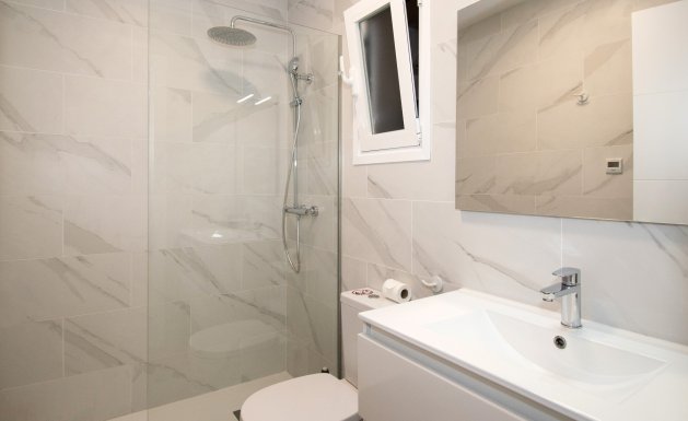 Reventa - Detached House / Villa - Orihuela Costa - Villamartin