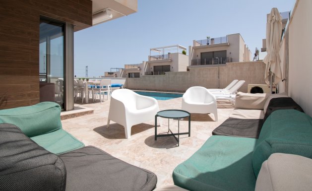 Reventa - Detached House / Villa - Orihuela Costa - Villamartin