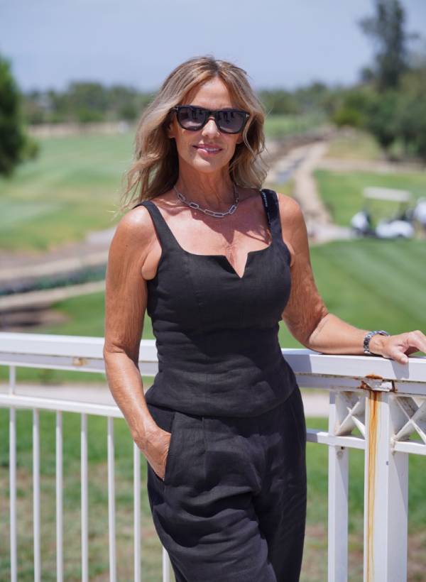 Julie Ashton